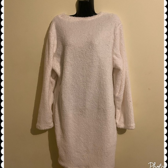 Quality plus size wear - Picture 5 of 6